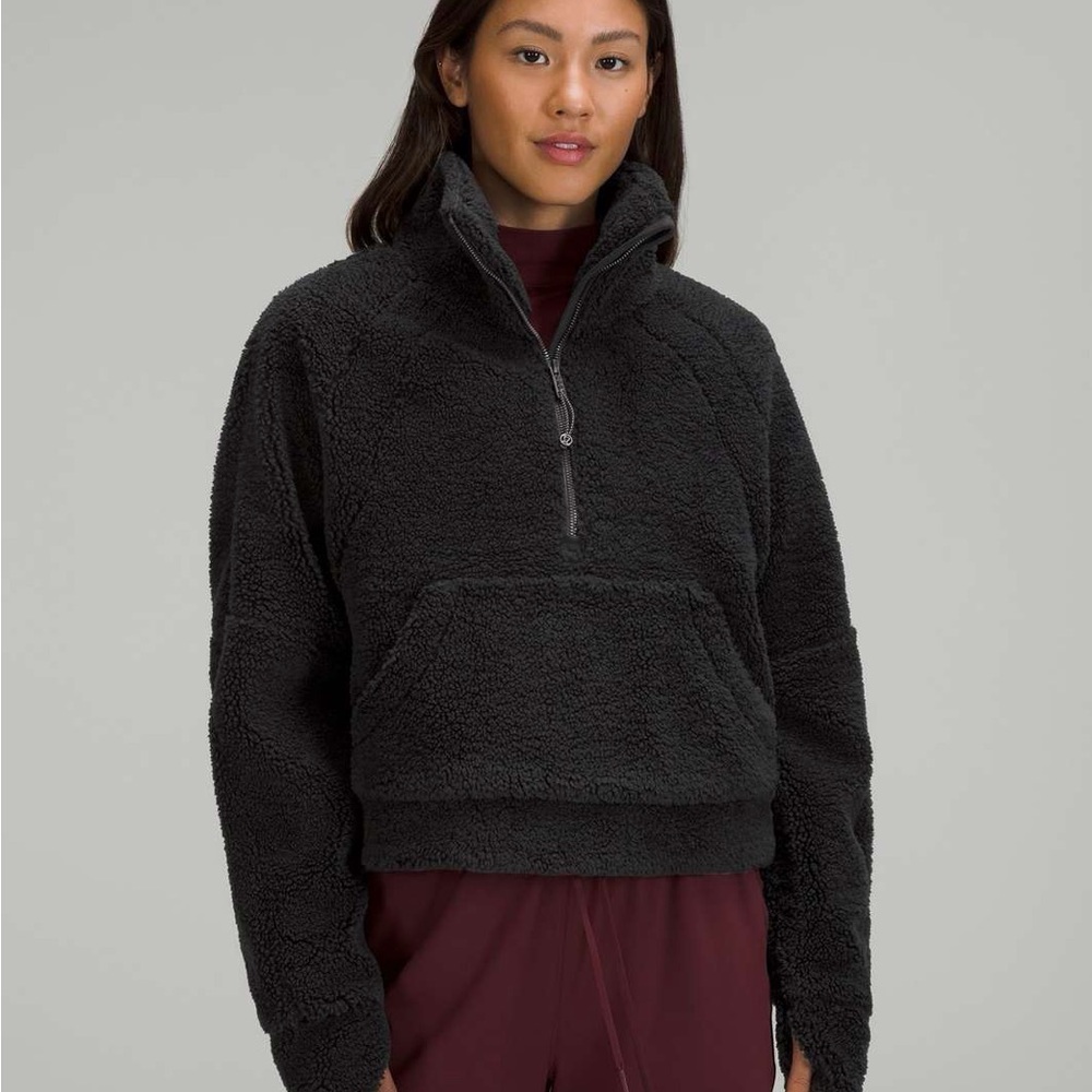 Lululemon Sherp scuba 1/2 sip cropped